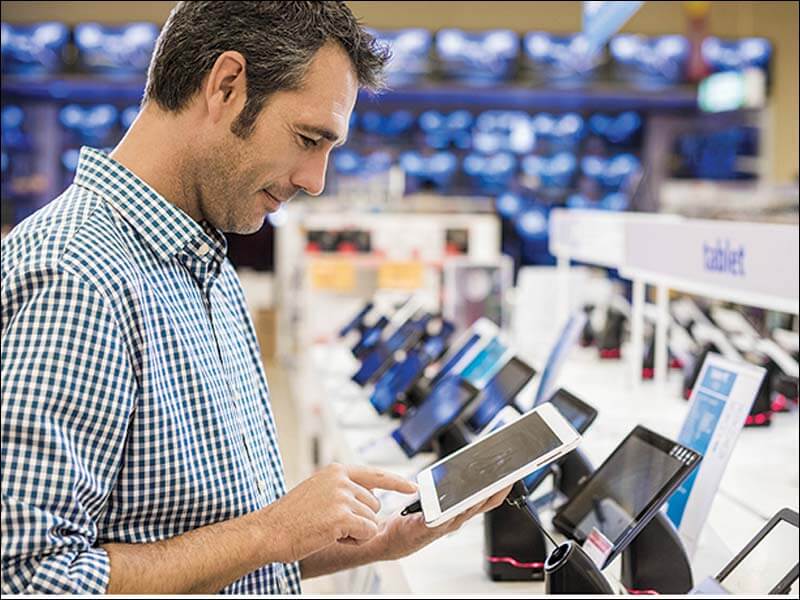 Factors to consider before buying your next gadget | Reach256 Creating Buyer Guides to Improve Gadget Sales and Trust